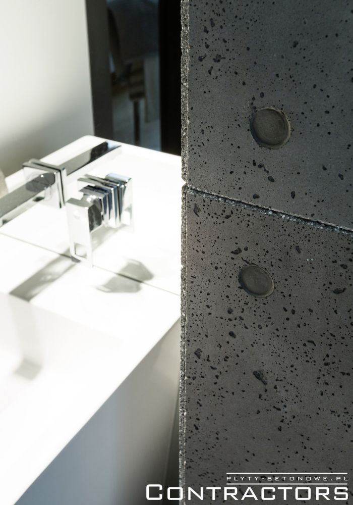 Płyty betonowe w łazience dom jednorodzinny Rzeszów