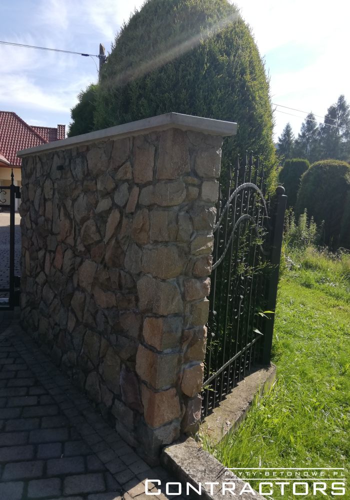 Czapka betonowa na ogrodzenie